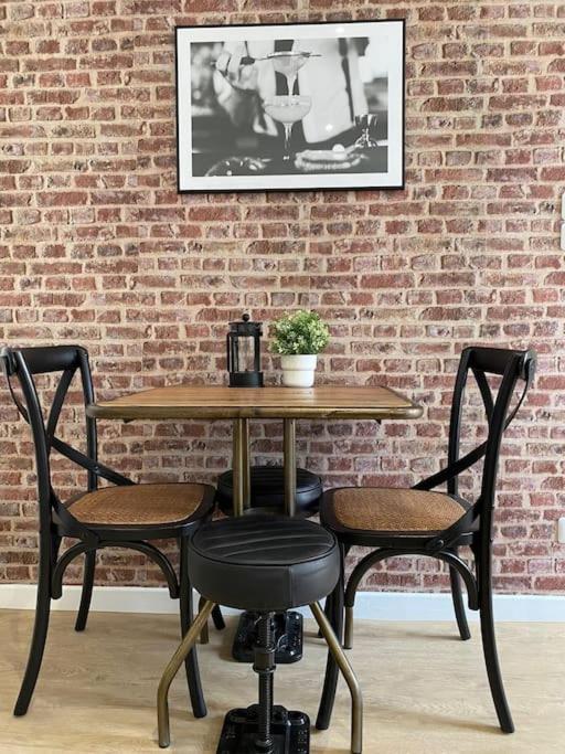 Le Paris Appart' T2 Au Centre Du Mans Le Mans Esterno foto